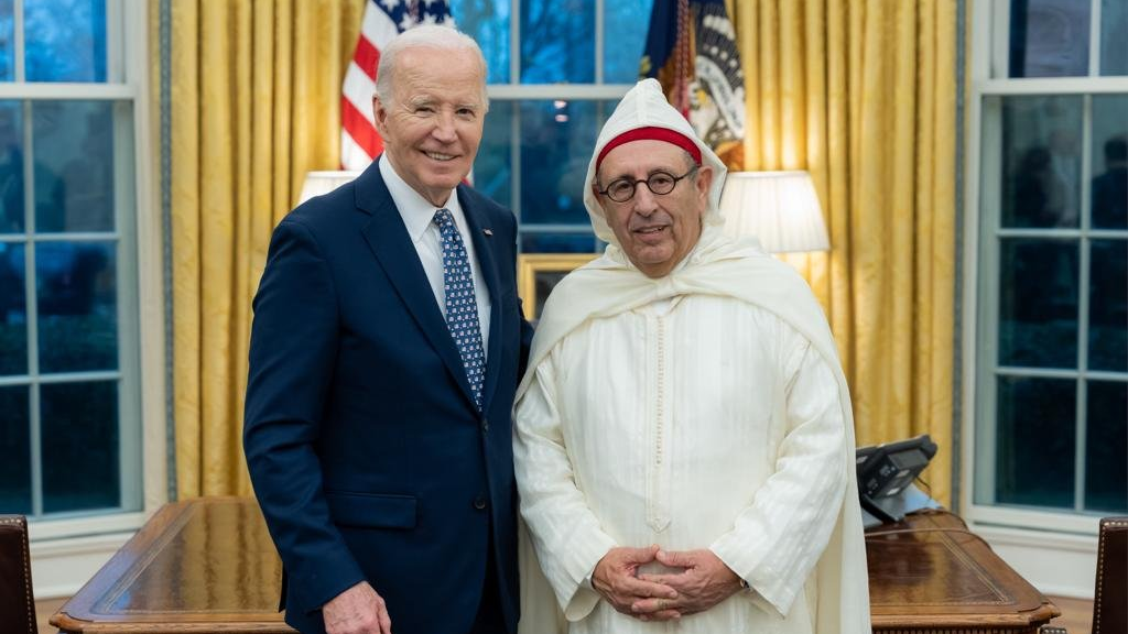 واشنطن: جو بايدن يستقبل سفير المغرب يوسف العمراني